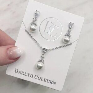 Dareth Colburn Kelsey Pearl Jewelry Set